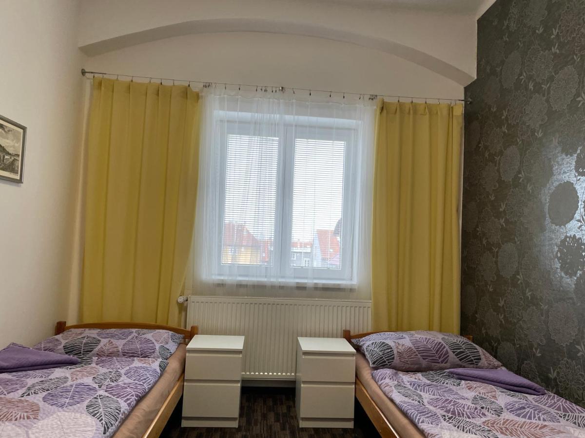 Cetnicka Stanice Hluboka Hluboká nad Vltavou Extérieur photo