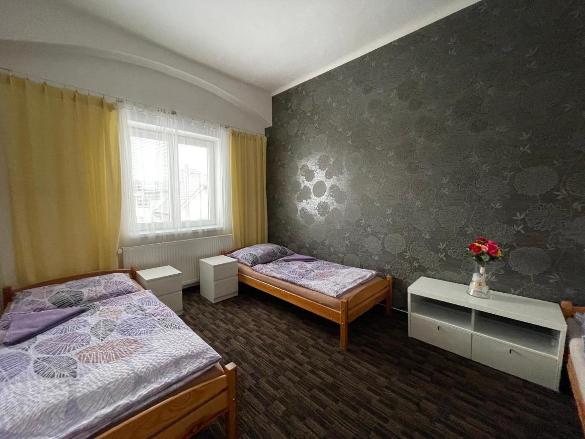 Cetnicka Stanice Hluboka Hluboká nad Vltavou Extérieur photo