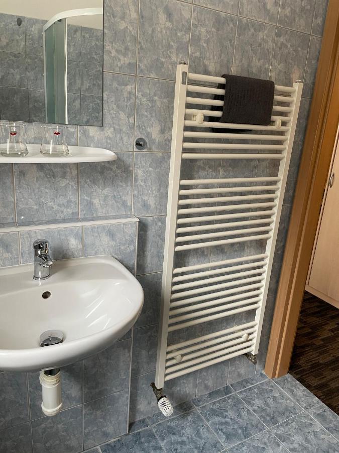 Cetnicka Stanice Hluboka Hluboká nad Vltavou Extérieur photo