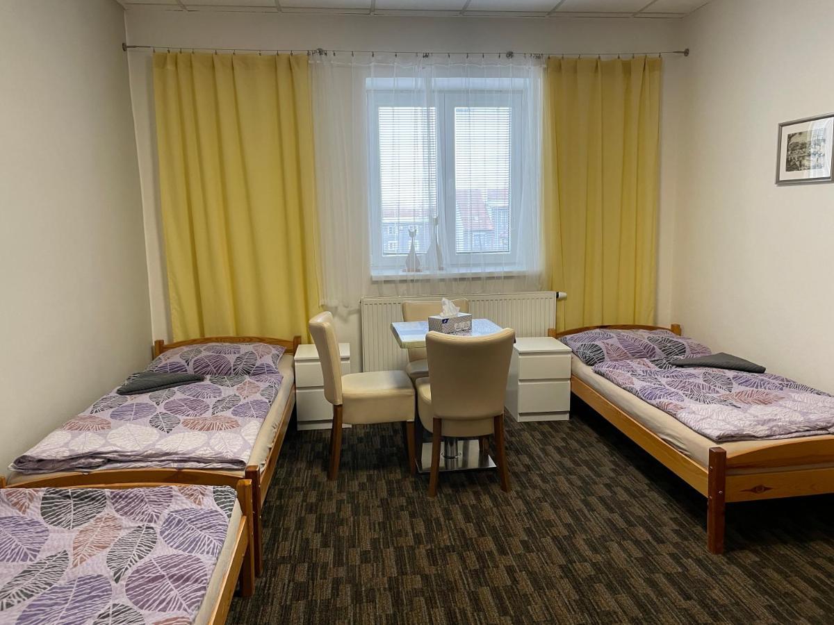 Cetnicka Stanice Hluboka Hluboká nad Vltavou Extérieur photo